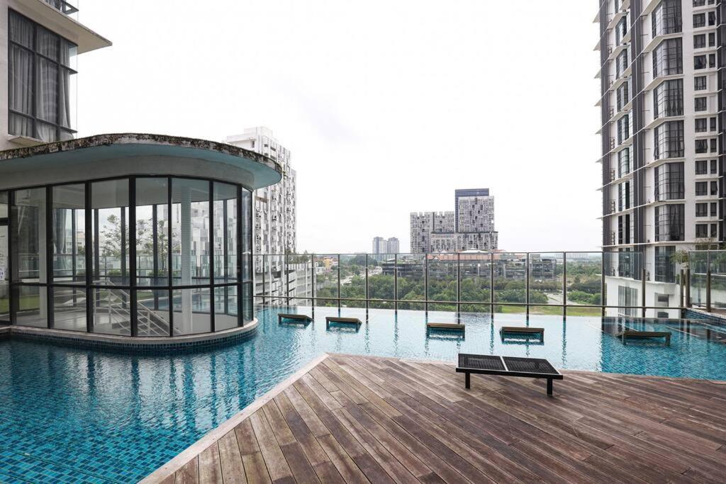Solstice Duplex Cyberjaya By Ec Apartment Exterior photo